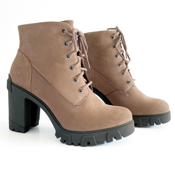Timberland Women's Lana Point Lace Up Boots Taupe Nubuck Size 8.5